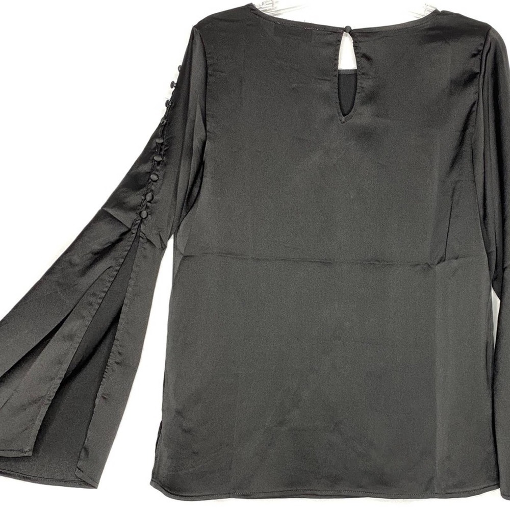 Carmen by Carmen Marc Valvo Black Satin Embellished Sleeve Top Size Small - Picture 6 of 9